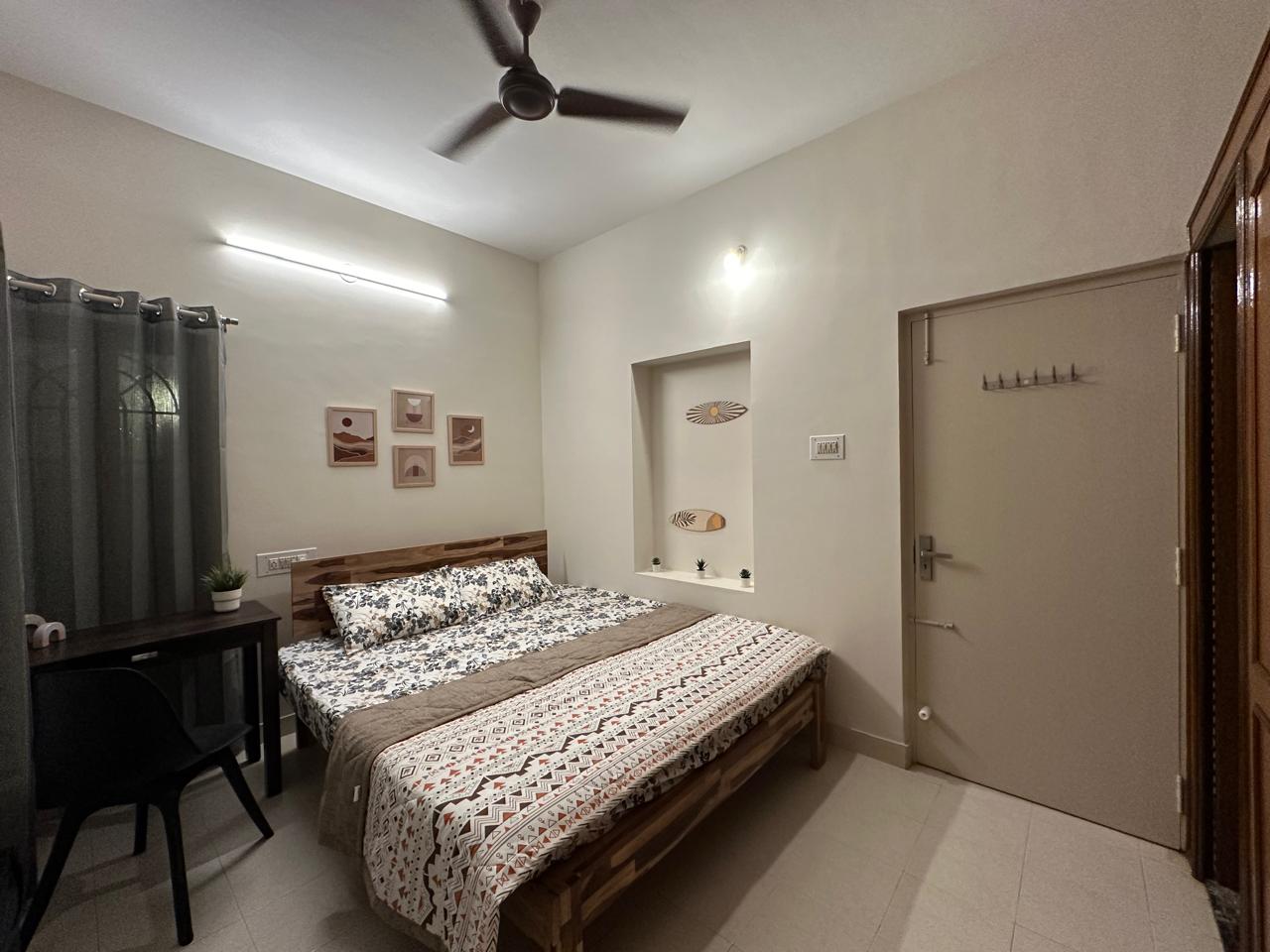Ega Coral bedroom